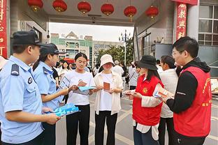 西媒：德托马斯被巴列卡诺放进转会市场，多支西乙球队感兴趣